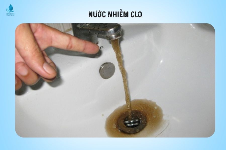 Nước có mùi tanh